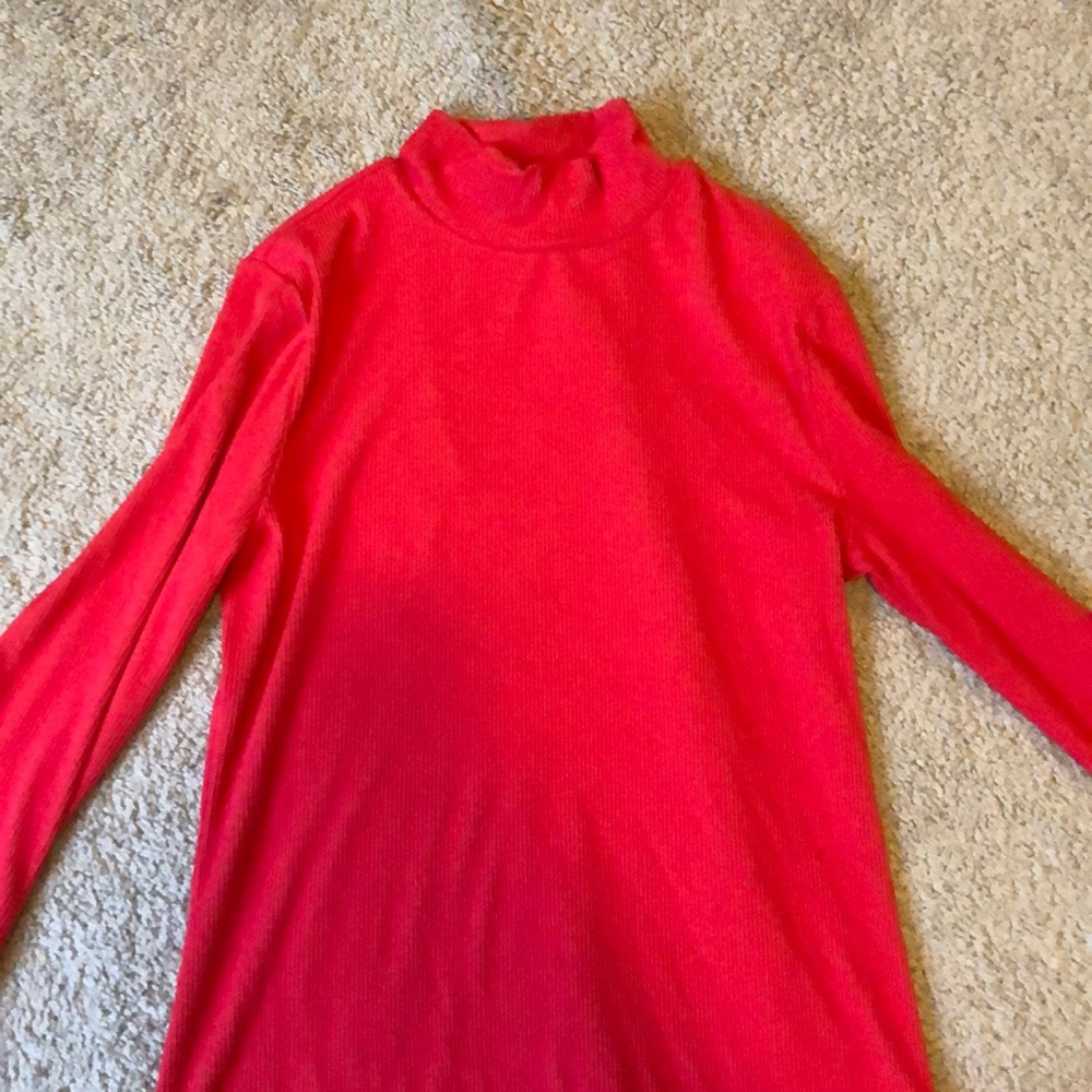 Pretty, red turtleneck